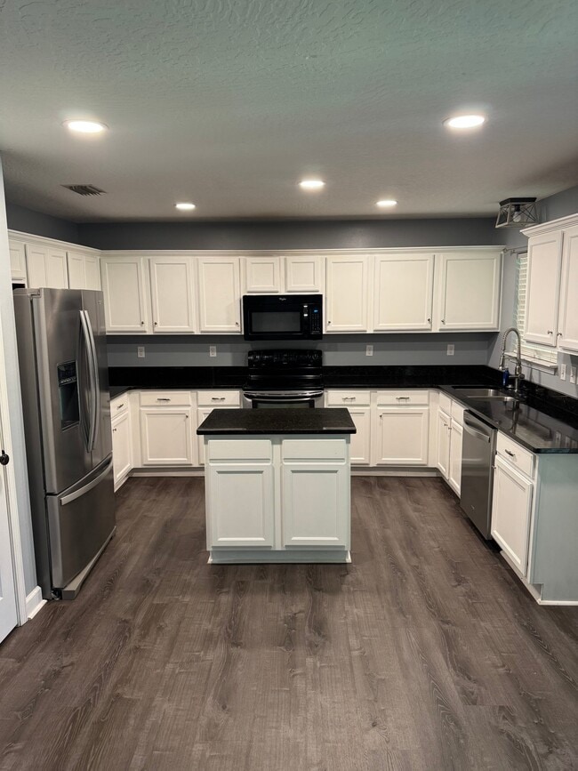 Photo - 1705 Pahl Ct