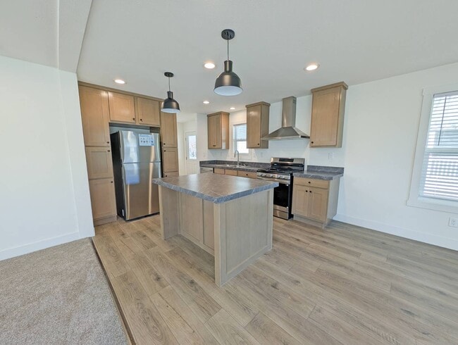 Photo - 400 Sulphur Bank Dr