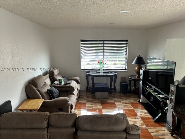 Photo - 2215 NW 59th Ave