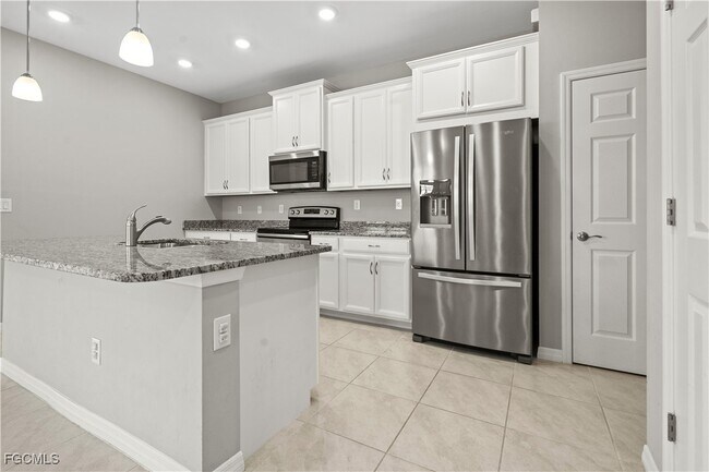 Photo - 4165 Bloomfield St