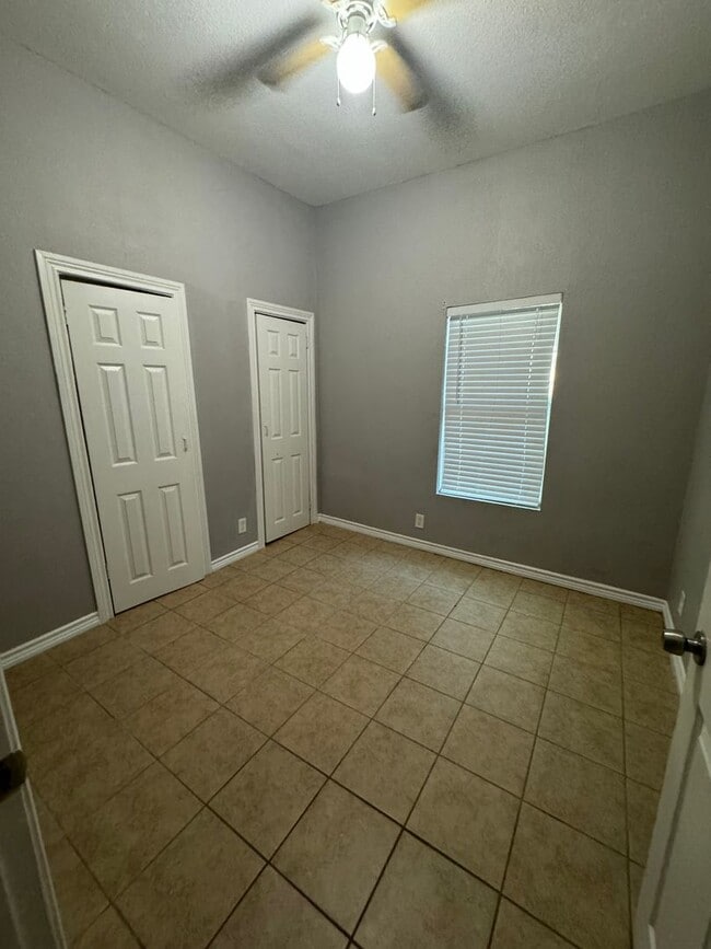 Photo - 2730 S Jennings St