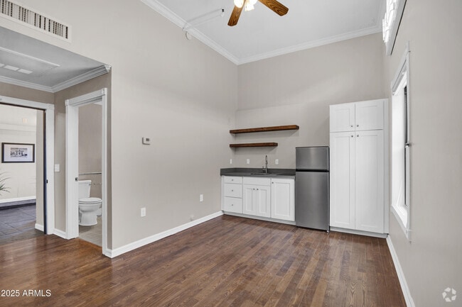 Building Photo - 5753 W Glendale Ave Unit 103 Rental