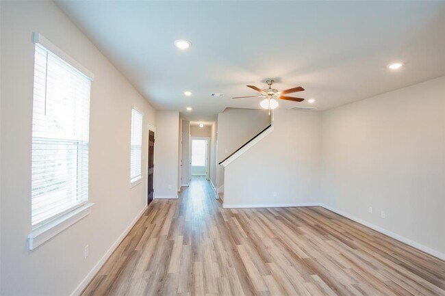 Photo - 17404 Bay Skipper Dr Unit D