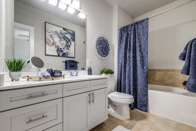 Photo - A Place That Clicks! Unidad AMEM1