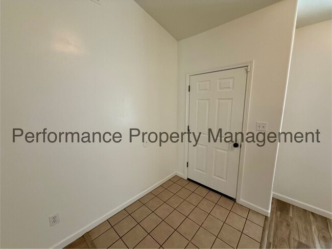 Photo - Stunning 5 Bed/2 Bath NW Bakersfield Home