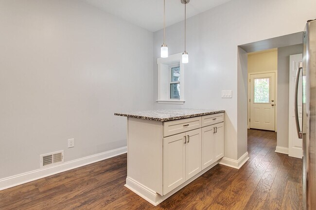 Photo - Beautiful 4 Bed 3 Bath Home in Lawrenceville!