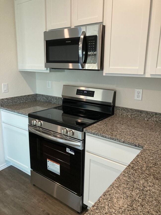 Photo - 3 Bedroom/2 Bathroom Lonesome Dove