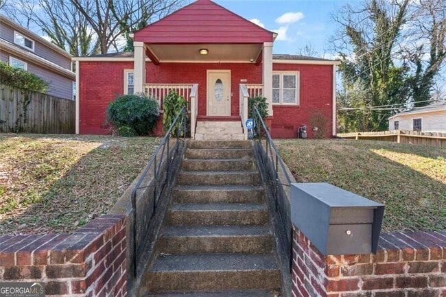 Building Photo - 1000 Palmetto Ave SW