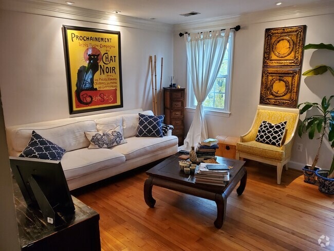 Building Photo - 2900-2913 13th St S Unit 203 Rental