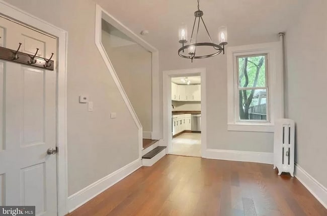 Photo - Spacious 3 Bedroom on 2nd