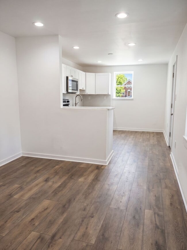 Photo - 2461 N 29th St