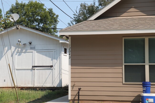 Photo - 12043 Nelwood St