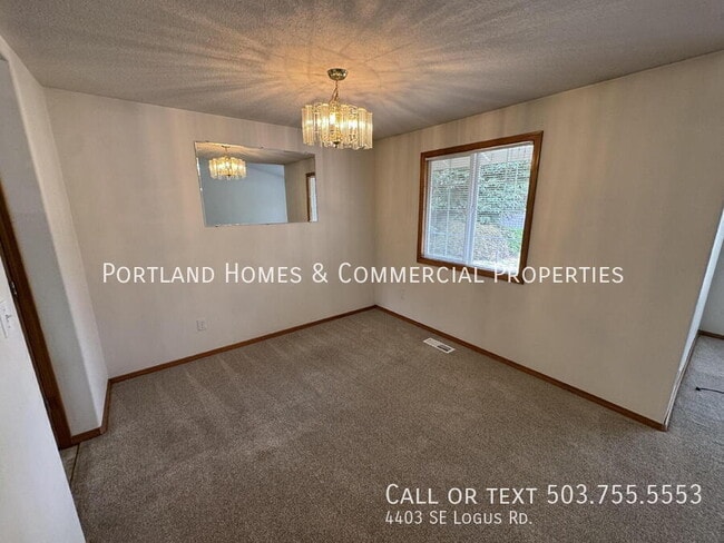 Photo - 4403 SE Logus Rd