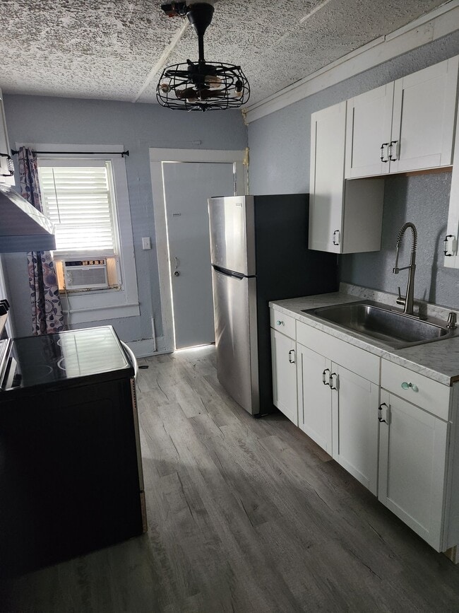 Photo - 552 Tanglewood St Unit 1