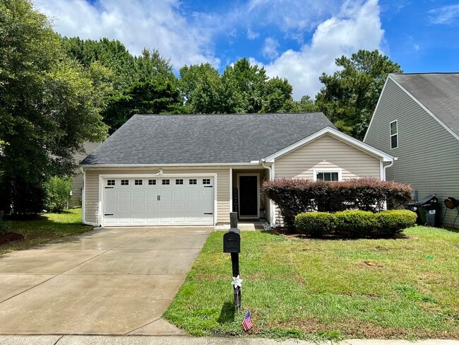 Front - 2002 Claybourne Ct House