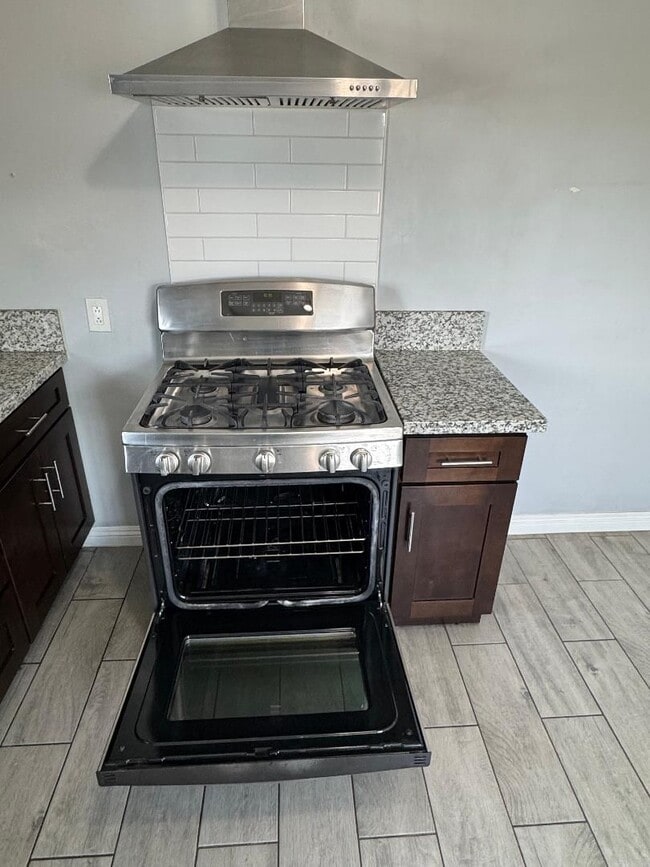Photo - 2300 Lake St Unit #C