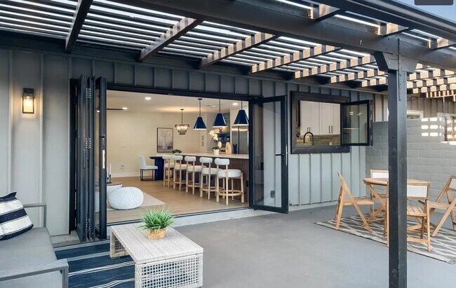 Photo - 1453 La Habra Dr