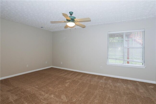 Photo - 3912 Old Ivy Ct