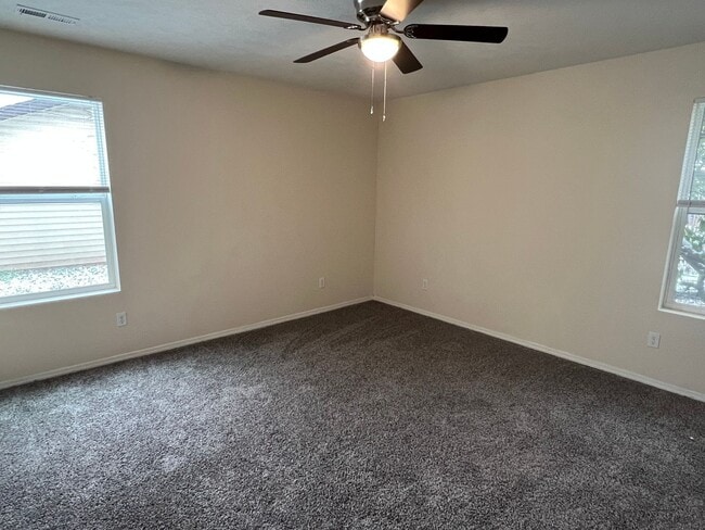 Photo - 1020 E Lynn St