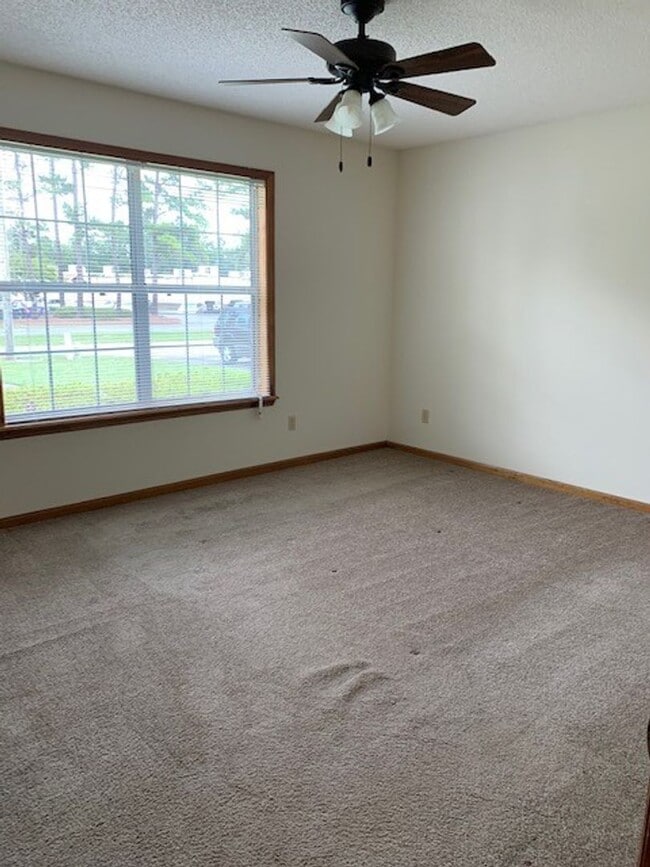 Photo - 2312 Pineview Dr Unidad A