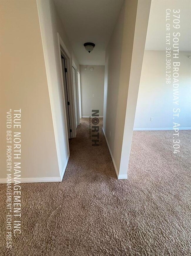 Photo - 3709 S Broadway St