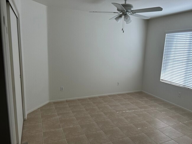 Photo - 13190 Cameron St