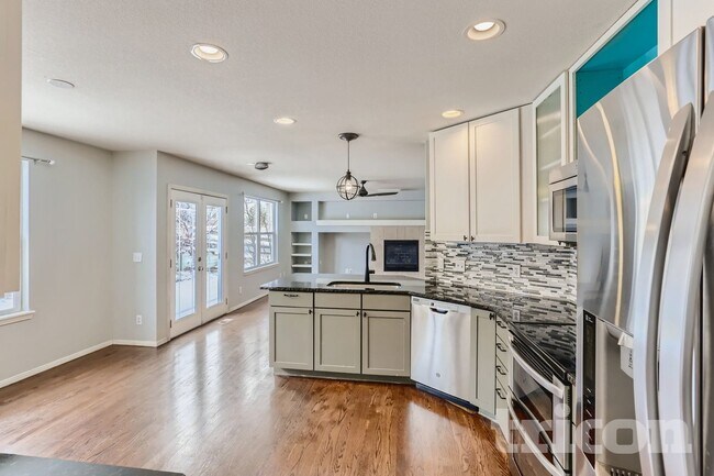 Photo - 4565 Larksong Dr