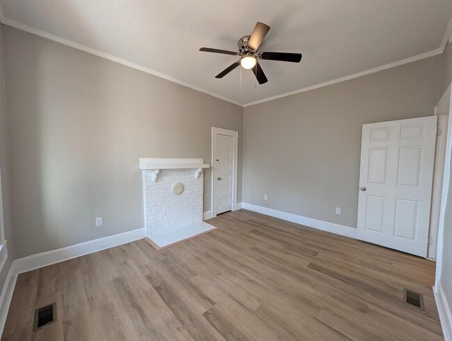 Photo - 1522 Buncombe Rd