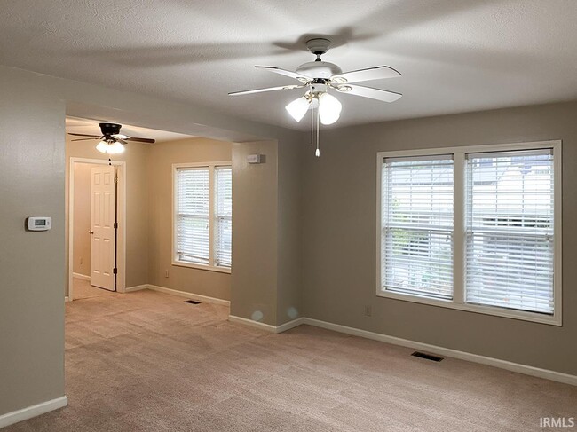 Photo - 603 W Allen St