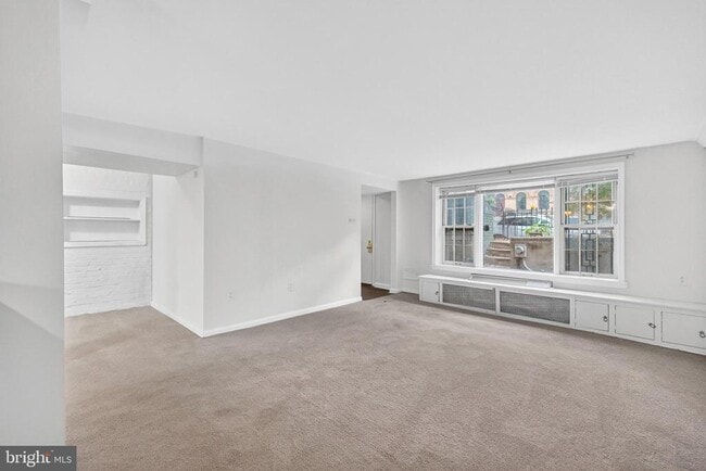 Photo - 1745 Lanier Pl NW