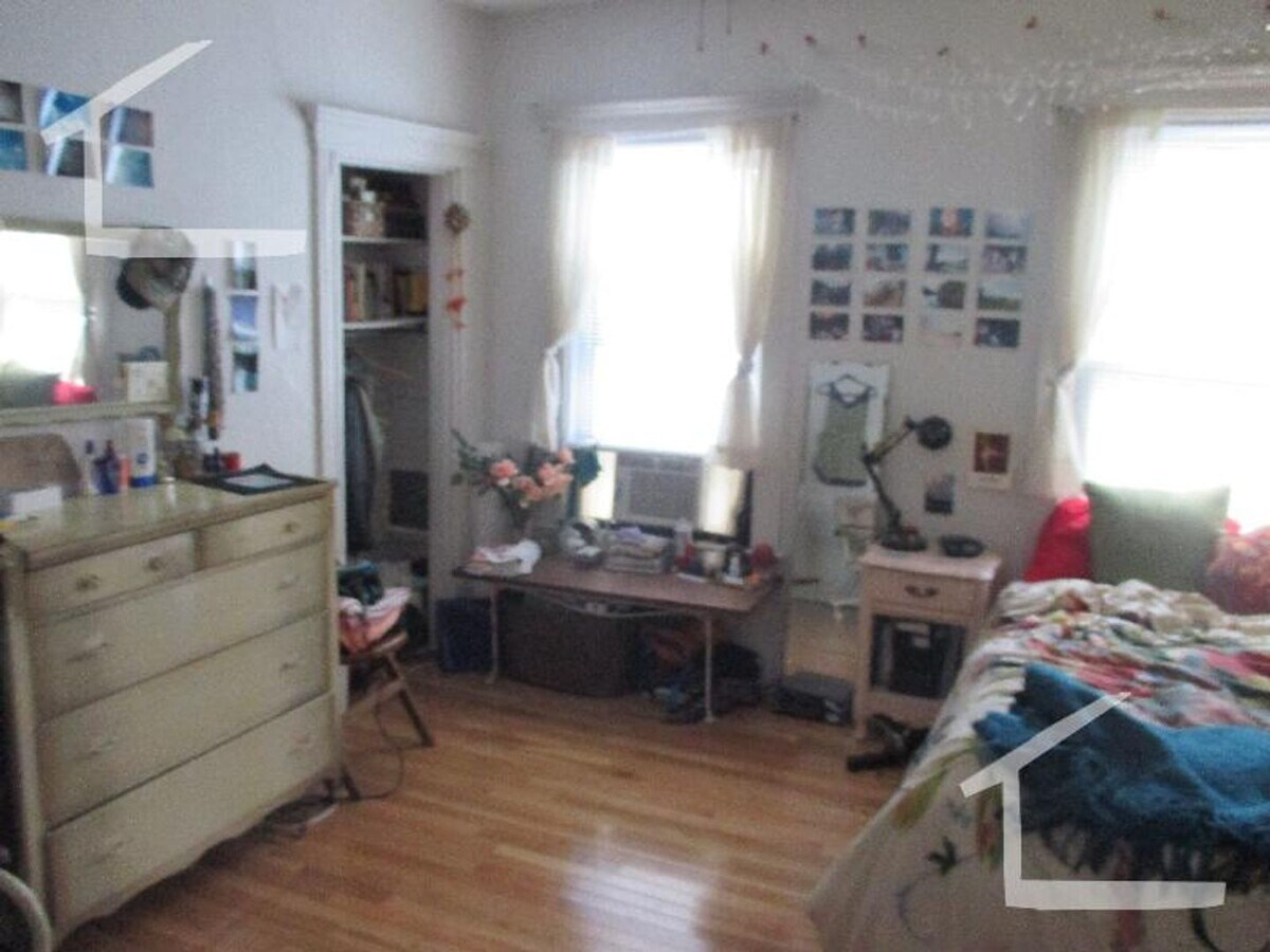 Photo - Brookline- Allston border 5-bed/2-bath