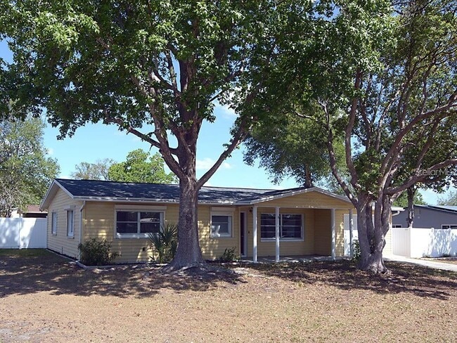 Photo - 98 S Adams St