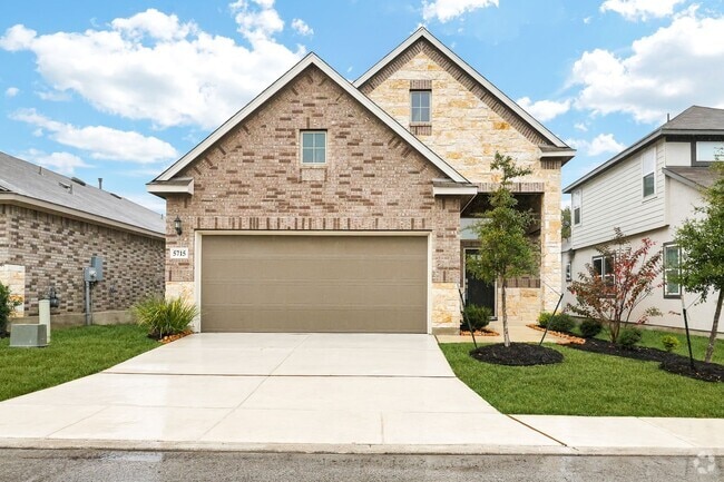 Building Photo - ***APPLICATION CURRENTLY UNDER REVIEW***St... Rental