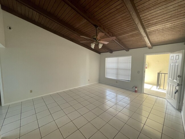 Photo - 5924 Longbow Ln Unit 7