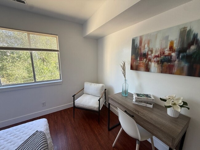 Photo - Nice Private Furnished  Girl Room Downtown with View Unidad 18 - 18B