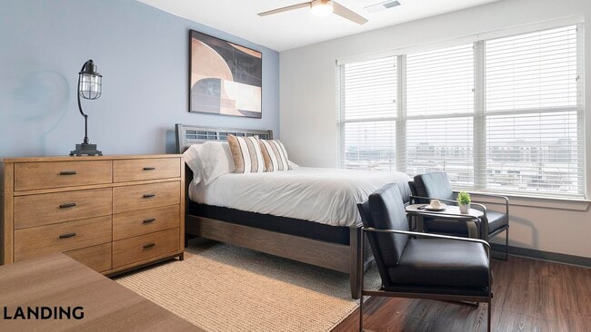 Photo - 302 13th St S Unit 531