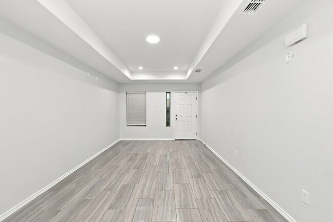 9919 Rosary Ln