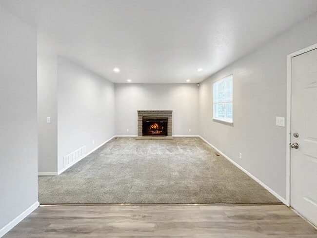 Photo - Honeysuckle Duplex Unit 2819