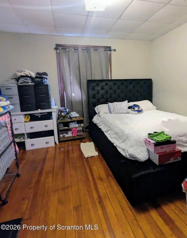 Photo - 1220-1222 Schlager St