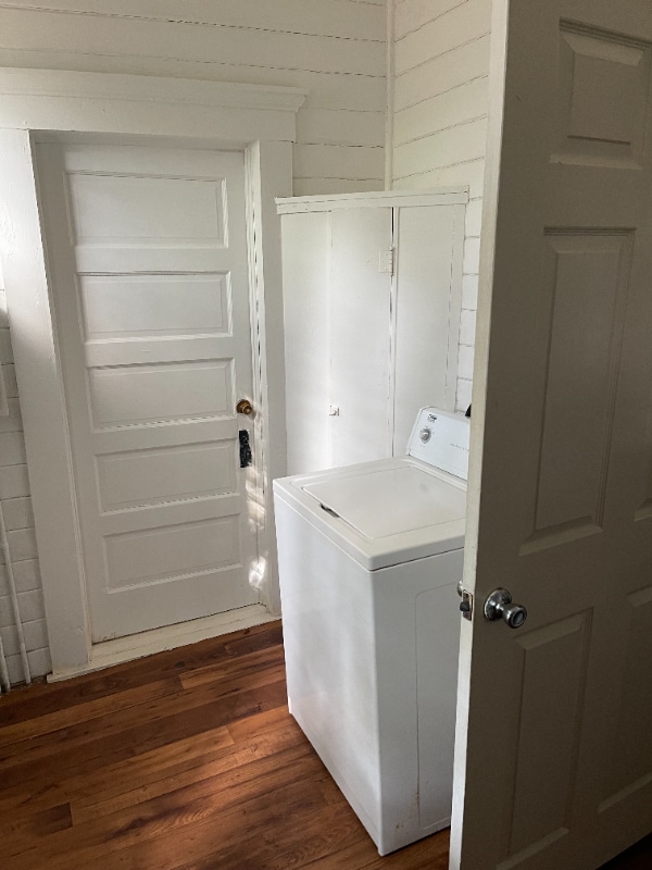 Photo - 2324 Sanger Ave