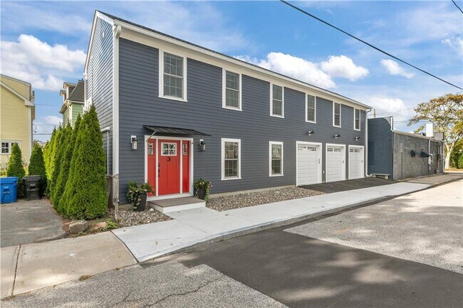 Building Photo - 3 Vaughan Ave