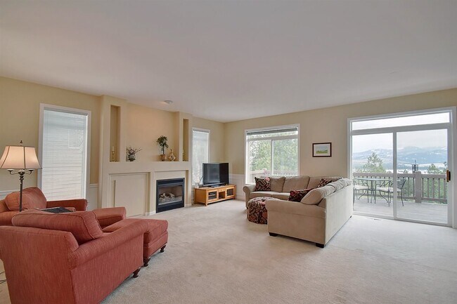 Photo - 5063 S Hillcrest Ln