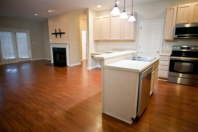 Photo - Spacious 3-Bedroom Ranch with Versatile Li...