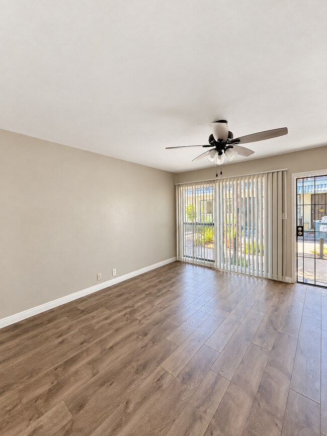 438 Cedar Ave