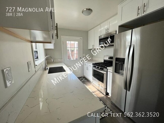 Photo - 727 Magnolia Ave
