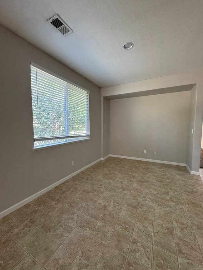 11767 Arete Way