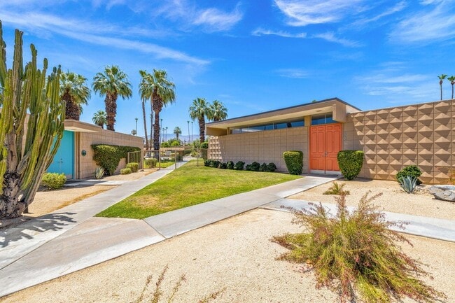 Building Photo - 72857 El Paseo Unit 502
