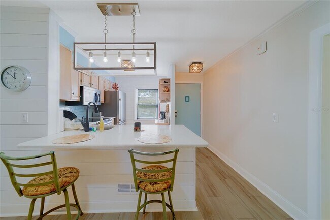 Photo - 13827 Mission Oaks Blvd