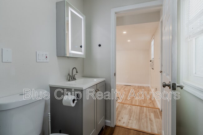6 Foster Ct Unit 6