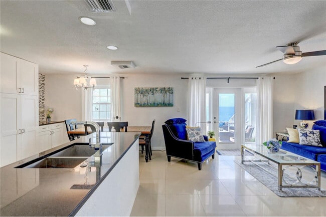 Photo - 5280 Coquina Key Dr SE Unidad A